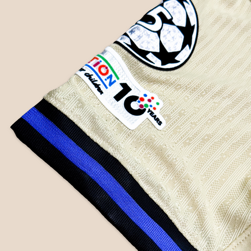 Camisa FC Barcelona Away 25/26 x Kobe Bryant - Edição Mamba