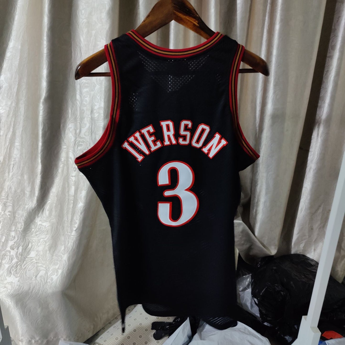 Regata Authentic Philadelphia 76ers Allen Iverson 1997/98