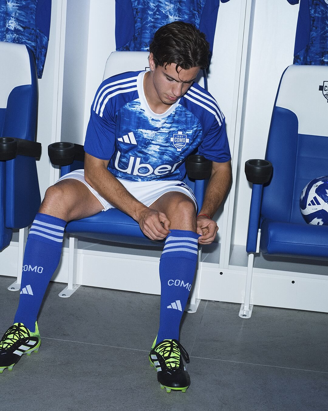 Camisa Como 1907 Titular 2025/2026 - Assinatura Didit Hediprasetyo