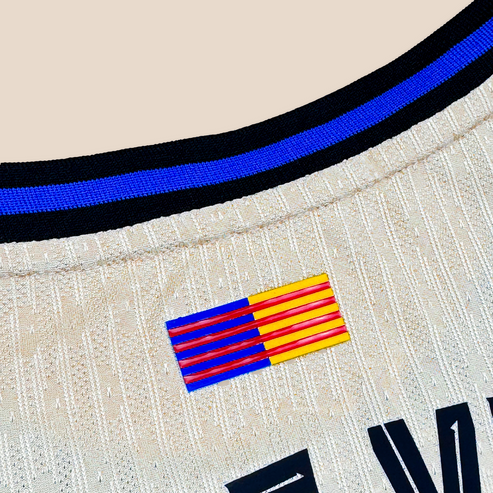 Camisa FC Barcelona Away 25/26 x Kobe Bryant - Edição Mamba