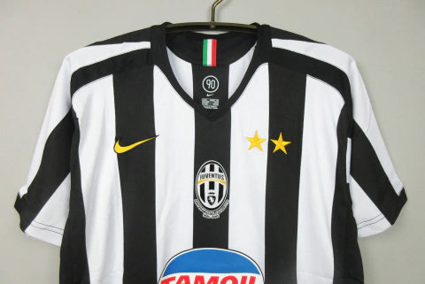 Camisa Juventus Retrô Titular Home I 05/06 Torcedor Nike Masculina - Branco e Preto