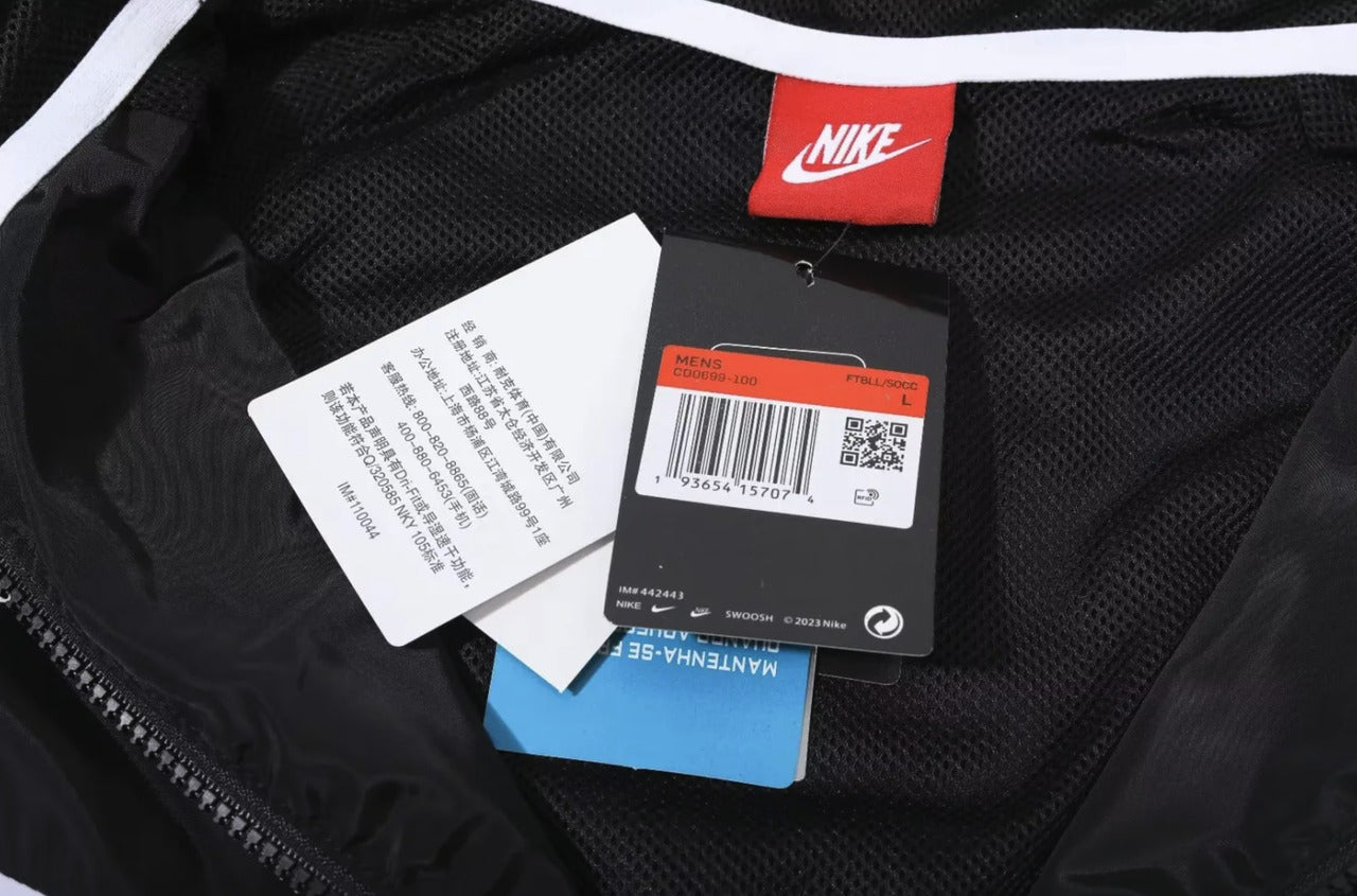 Agasalho Corta vento PSG 2023/24 - Preto