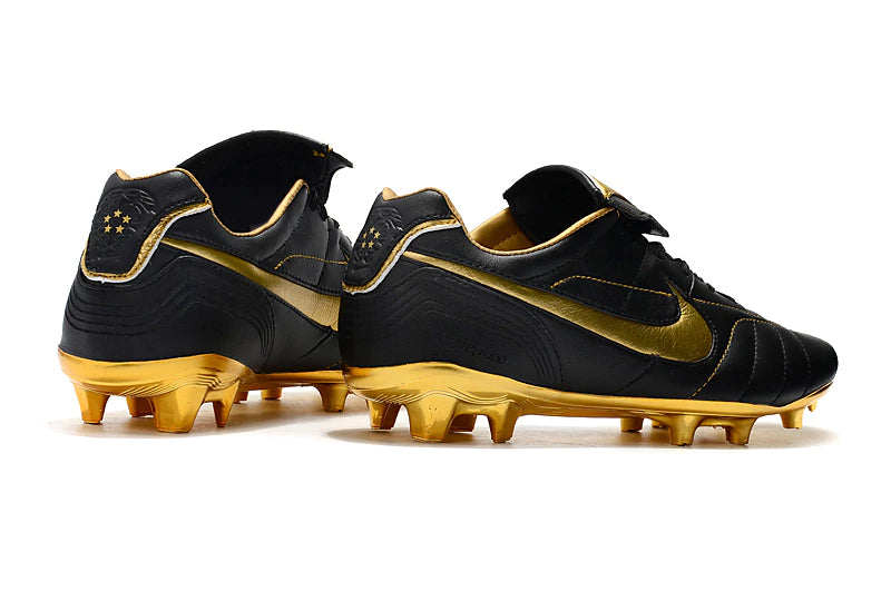 Chuteira Nike Tiempo Legend 7 R10 Elite - Preto + Dourado