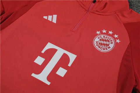 Bayern de Munichen - Conjunto de Treino - Agasalho 23/24 Masculina - Vermelho