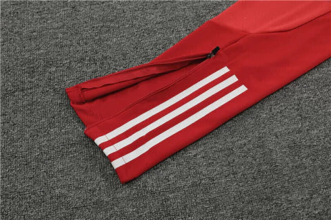 Bayern de Munichen - Conjunto de Treino - Agasalho 23/24 Masculina - Vermelho