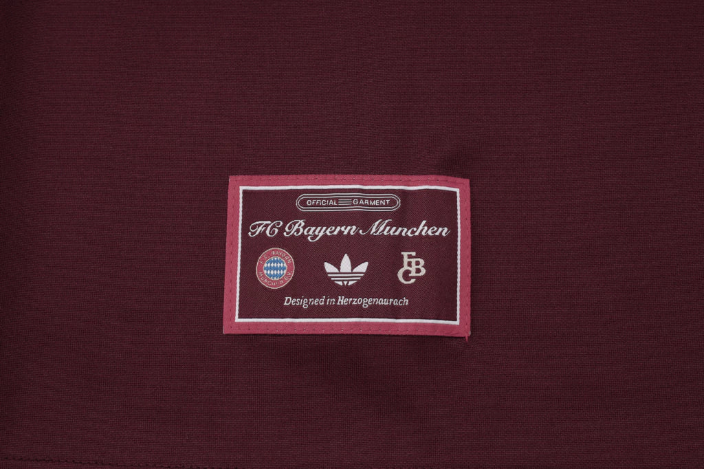 Bayern de Munichen - Conjunto de Treino - Agasalho 25/26 Masculina - Marrom